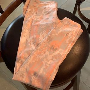 Alo long yoga/exercise pants. Medium